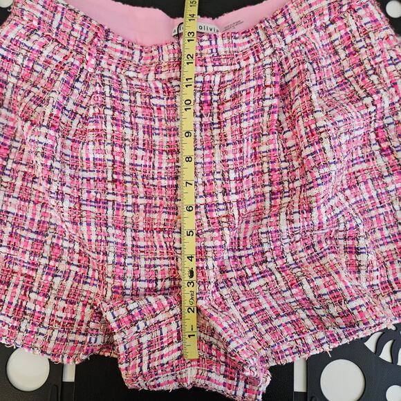 Alice and Olivia Women's Pink Tweed Conry Pleated Shorts | 12 - Picture 6 of 15